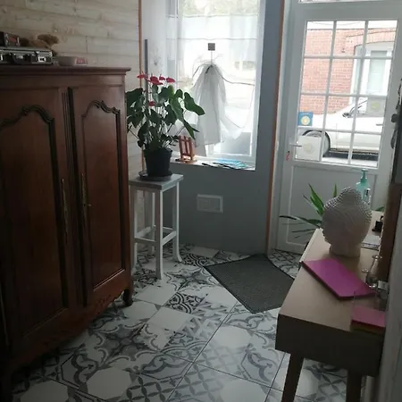 Au Bel Accueil Bed & Breakfast *